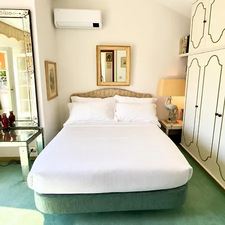 La Dimora Reale Di Borghetto 4*