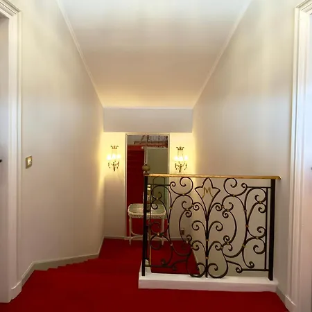 La Dimora Reale Di Borghetto 4*